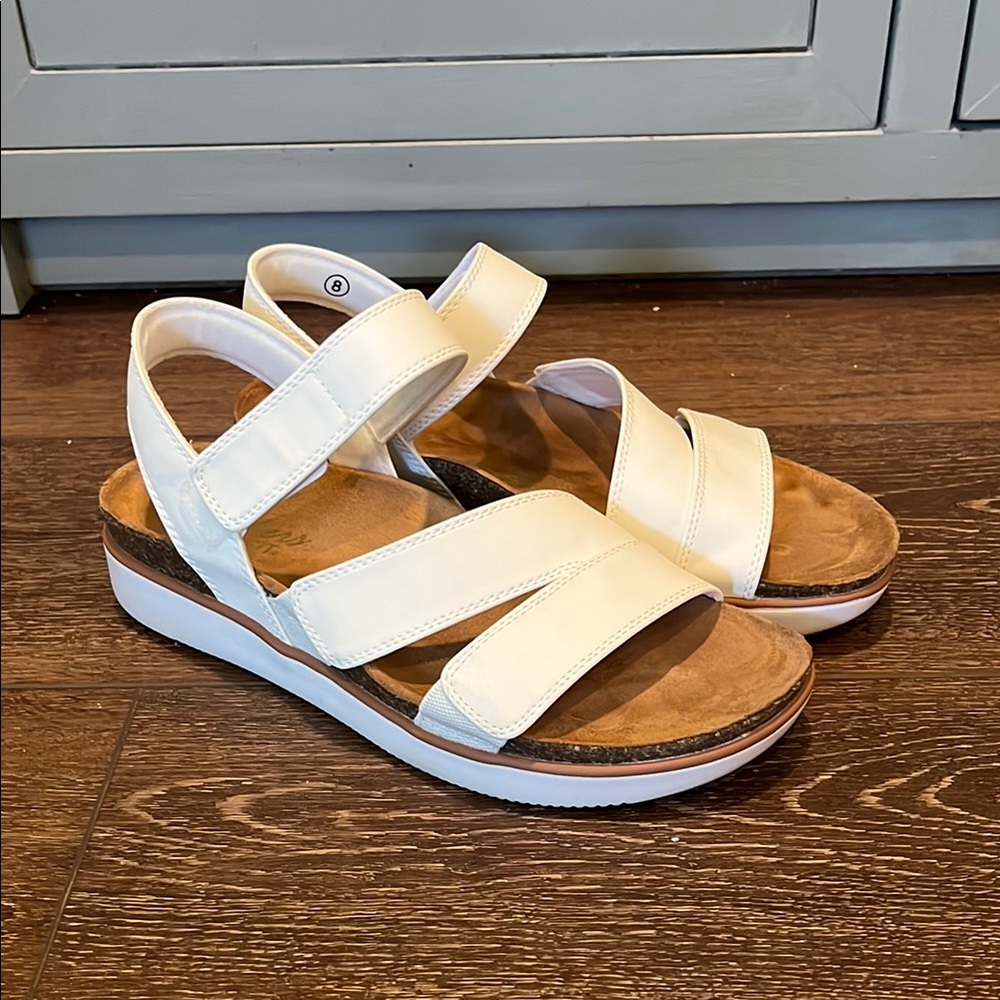 Skechers White Strap Sandals Size 8